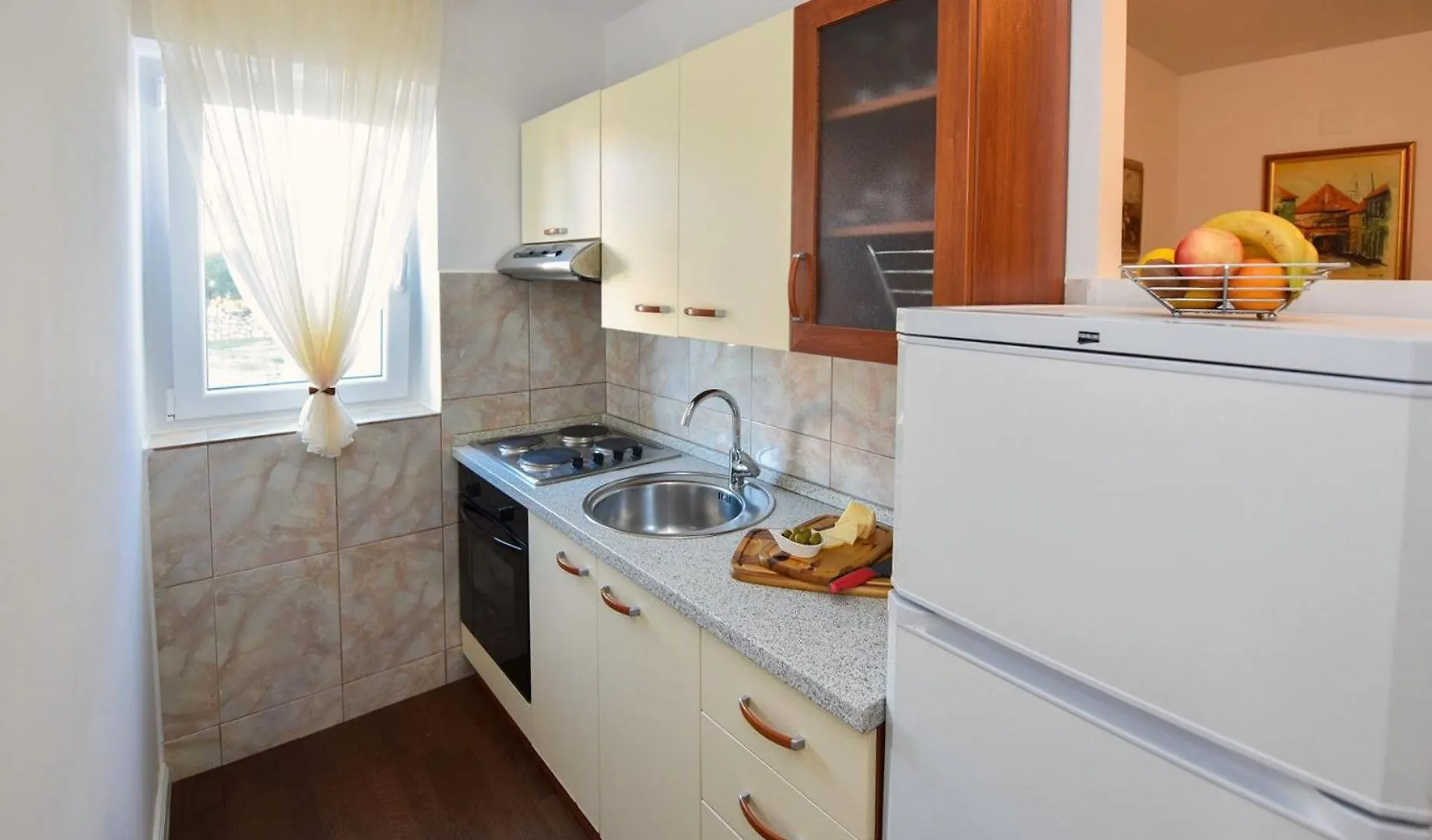 Apartments Mandre Near Sea